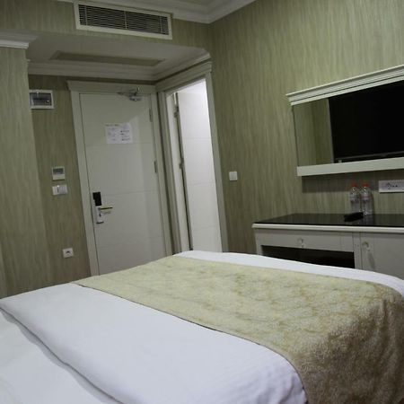 Ens Hotel Istanbul Exterior photo